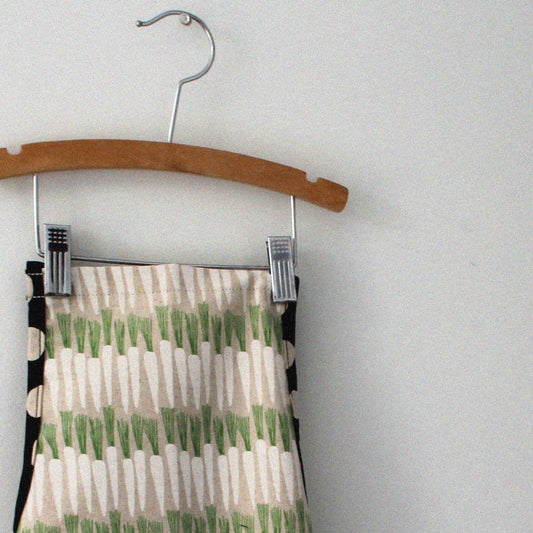 carrot apron